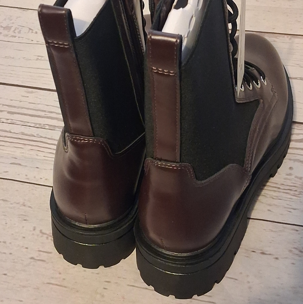 No Boundaries Women's Burgundy and Black Combat Boots Size 8 - Picture 3 of 8